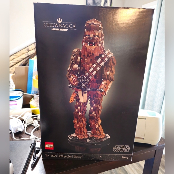 Lego Star Wars Chewbacca 75371 Mint Unopened Set 2,319 pieces - Picture 6 of 6